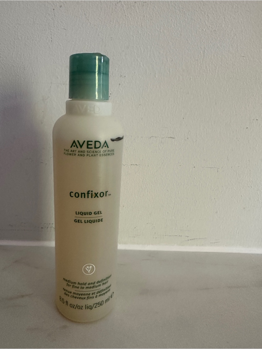 Authentic Aveda Confixor Liquid Gel (8.5 oz / 250 ml)